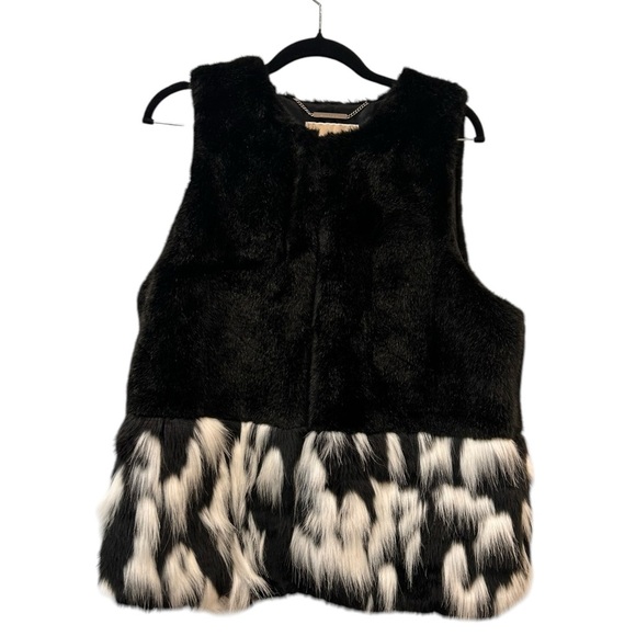 MICHAEL Michael Kors Other - Michael Kors Faux Fur Vest – Size M – Black & White Animal Print